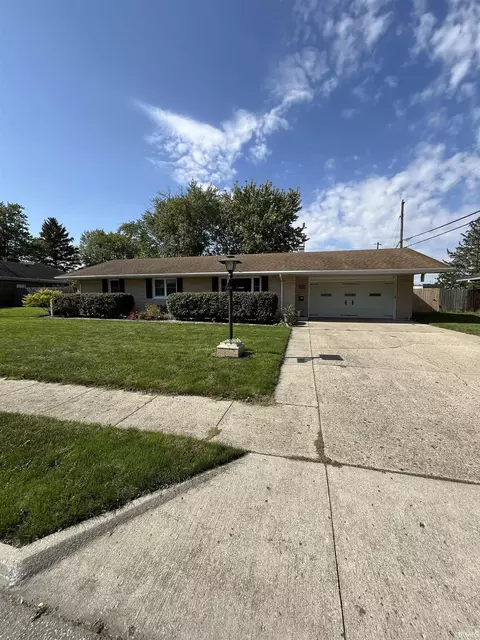 1203 N Manor Dr, Marion, IN 46952