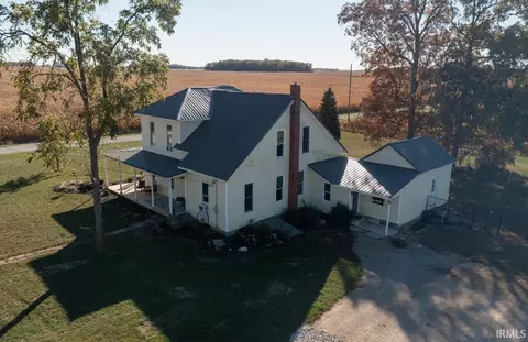 873 E 1100 S Rd, Keystone, IN 46759 photo 4