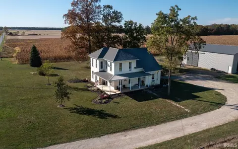 873 E 1100 S Rd, Keystone, IN 46759 photo 2