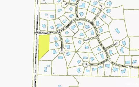 32980 Nature View Dr, New Carlisle, IN 46552