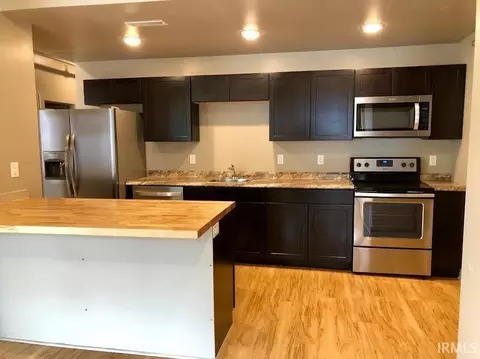 Kitchen - 425 N Walnut St, Bloomington, IN 47404 photo 4 of 5