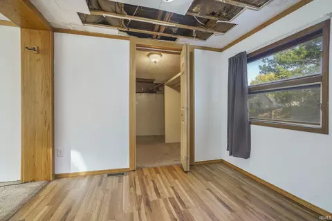 411 N High St, Lagrange, IN 46761 photo 9