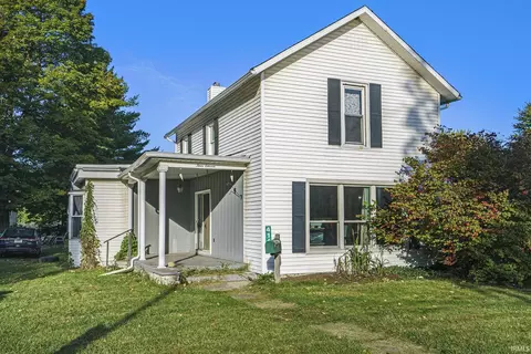 411 N High St, Lagrange, IN 46761 photo 3