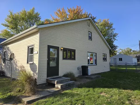 1012 W Franklin St, Hartford City, IN 47348