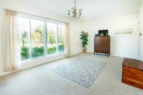 450 E Sample Rd, Bloomington, IN 47408 photo 4