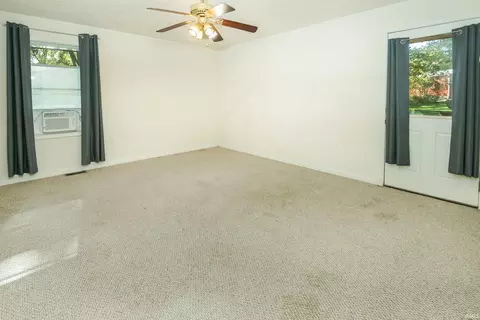 450 E Sample Rd, Bloomington, IN 47408 photo 12
