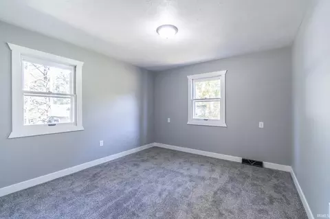 595 E 700 N, Howe, IN 46746 photo 23
