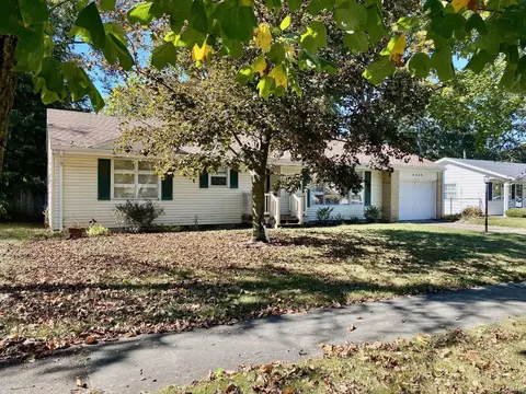2425 N Highland Blvd, Fort Wayne, IN 46808