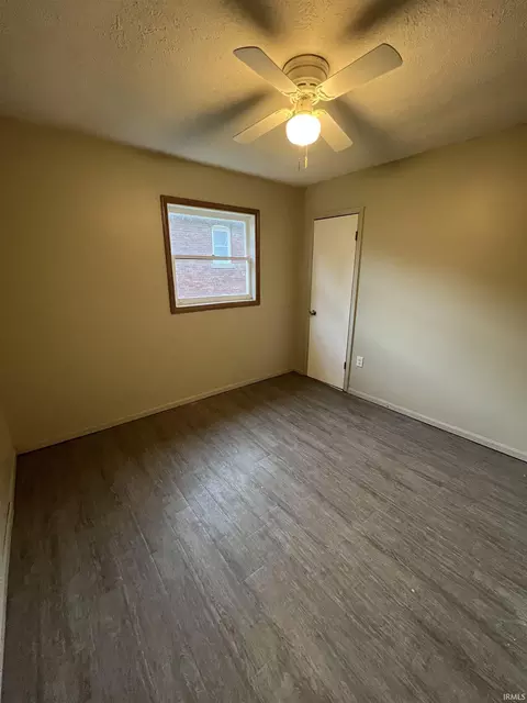 403 E Smith St, Oxford, IN 47971 photo 11