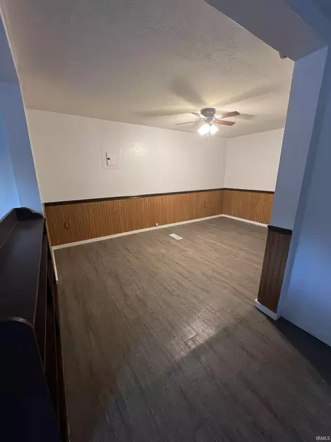 403 E Smith St, Oxford, IN 47971 photo 6