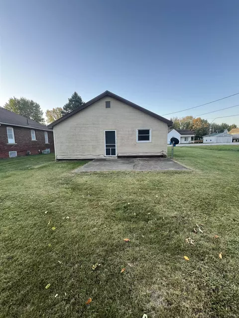 403 E Smith St, Oxford, IN 47971 photo 15