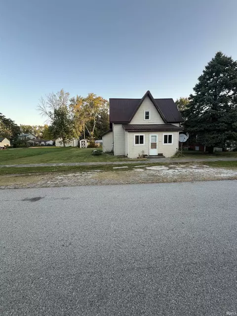 403 E Smith St, Oxford, IN 47971 photo 21