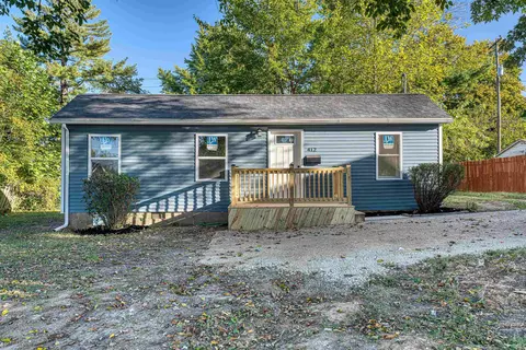 412 Moore St, Boonville, IN 47601