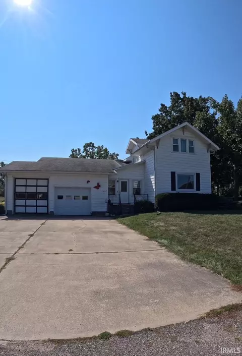 329 W 13th St, Rochester, IN 46975