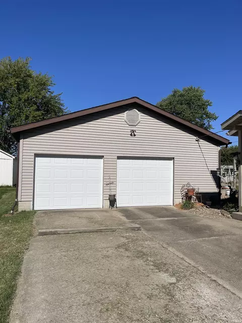 422 E 3rd St, Ferdinand, IN 47532 photo 16