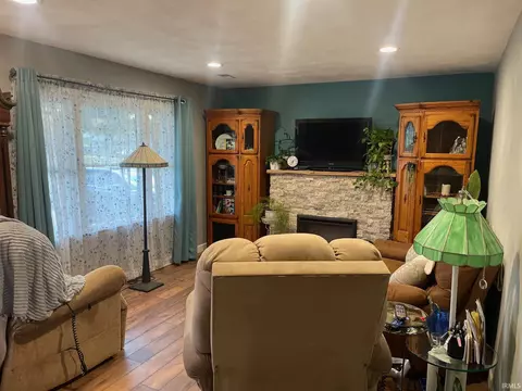 422 E 3rd St, Ferdinand, IN 47532 photo 6
