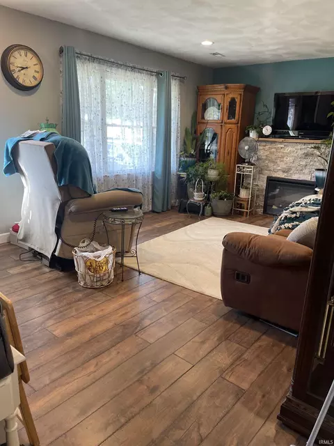 422 E 3rd St, Ferdinand, IN 47532 photo 5