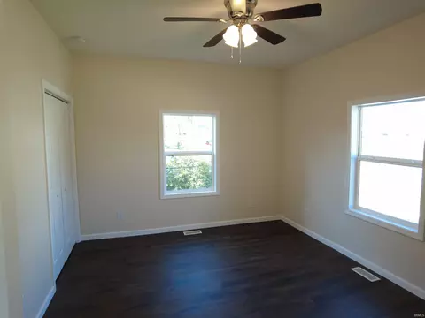416 W Oak St, Mitchell, IN 47446 photo 13