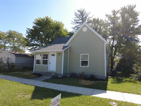 416 W Oak St, Mitchell, IN 47446 photo 3