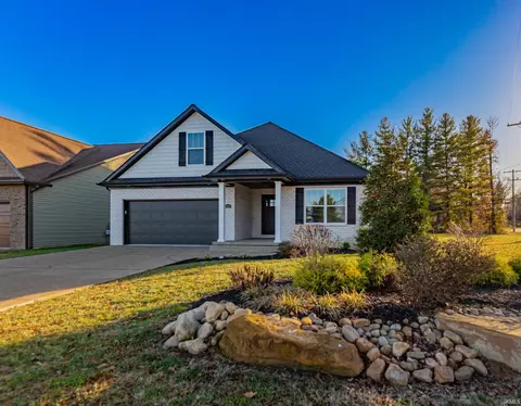 3003 Fehme Ct, Evansville, IN 47725