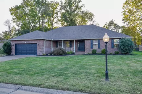 8738 Yorktown Rd, Evansville, IN 47725