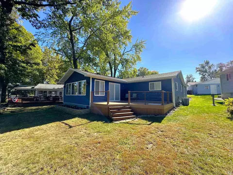 3449 E Stahl Rd, Monon, IN 47959