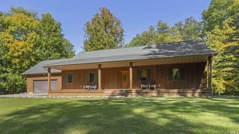 2020 Robb Rd, Warsaw, IN 46580