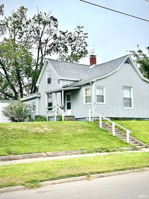 324 S Race St, Princeton, IN 47670