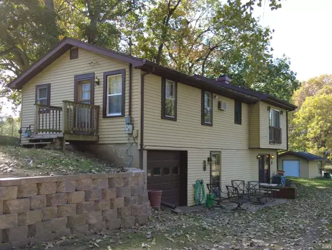 3964 N Lake Rd 24 E Rd, Monticello, IN 47960