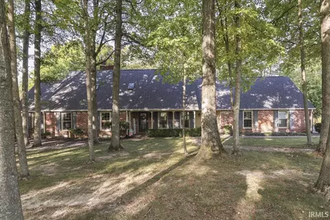 4536 N Wildwood Dr, Frankfort, IN 46041