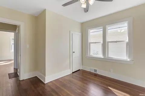 1734 E Fox St, South Bend, IN 46613 photo 27
