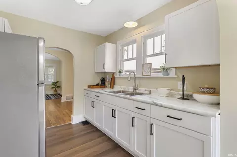 1734 E Fox St, South Bend, IN 46613 photo 19