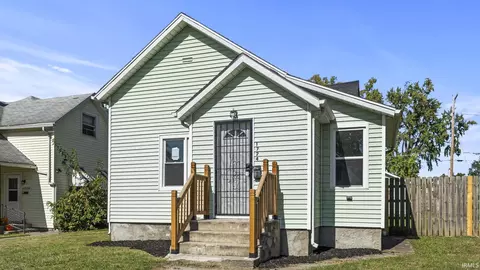 1724 High St, Fort Wayne, IN 46808