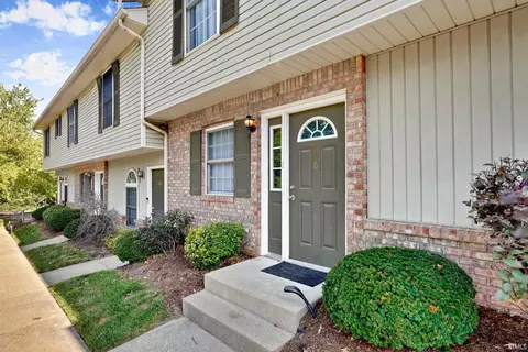 606 E Sherwood Hills Dr, Bloomington, IN 47401