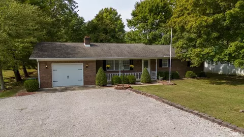677 Russell Rd, Chandler, IN 47610