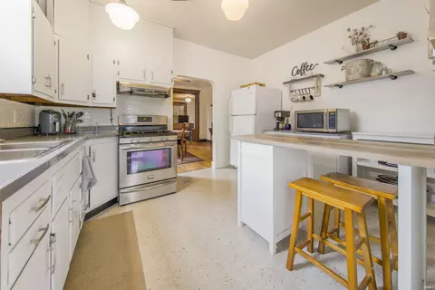 486 E 5th St, Peru, IN 46970 photo 8