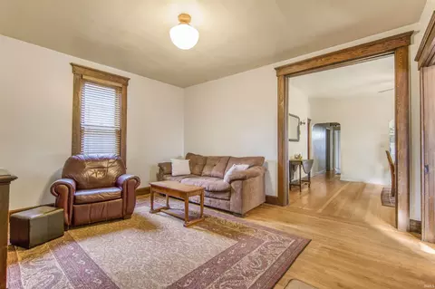486 E 5th St, Peru, IN 46970 photo 4