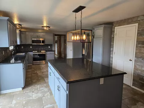 8696 N 620 E, Syracuse, IN 46567 photo 8