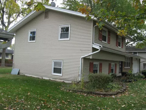 5013 Devonshire Dr, Fort Wayne, IN 46806 photo 3