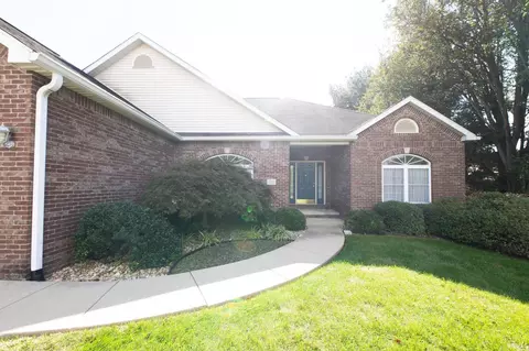 709 N Keystone Ct, Bloomington, IN 47408