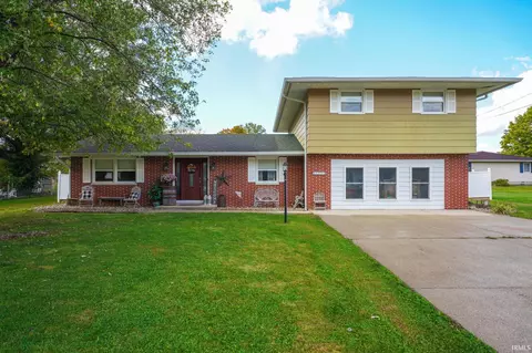 609 N 14th St, Mitchell, IN 47446 photo 1