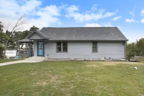 50762 Teall Rd, Bristol, IN 46507