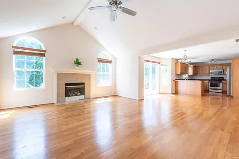 3409 S Cedarwood Cir, Bloomington, IN 47401