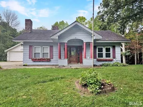 210 E Wood Ave, Clinton, IN 47842