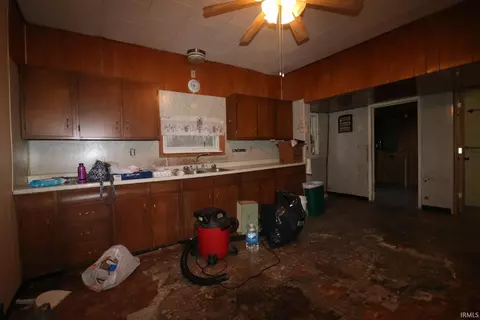 361 E Highland Ave, Dunkirk, IN 47336 photo 7