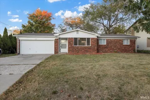 2470 Sycamore Ln, West Lafayette, IN 47906