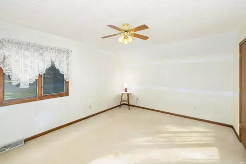 176 Timberly Dr, Greentown, IN 46936 photo 16