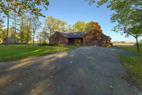 176 Timberly Dr, Greentown, IN 46936 photo 1