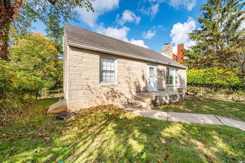 516 S Eagleson Ave, Bloomington, IN 47401