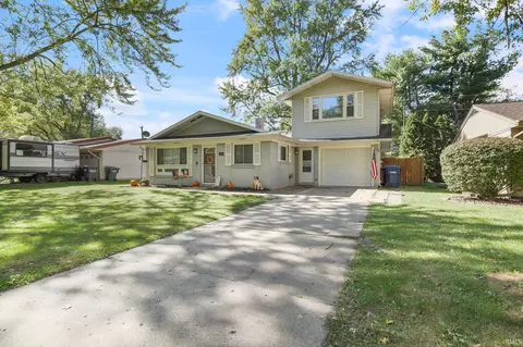 1801 S York Rd, Yorktown, IN 47396